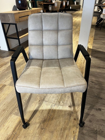 (Showroommodel) Feelings Armstoel Ryan Set/6