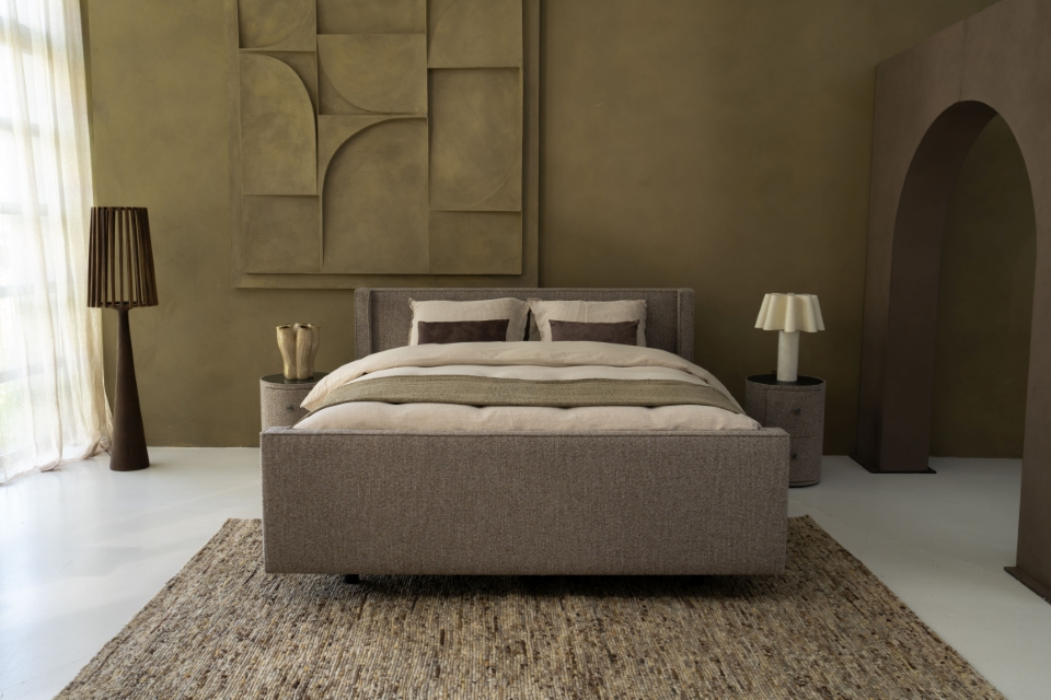Ubica Boxspring Avenza Curve Vlak 