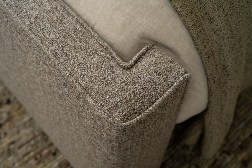 Ubica Boxspring Avenza Curve Vlak 