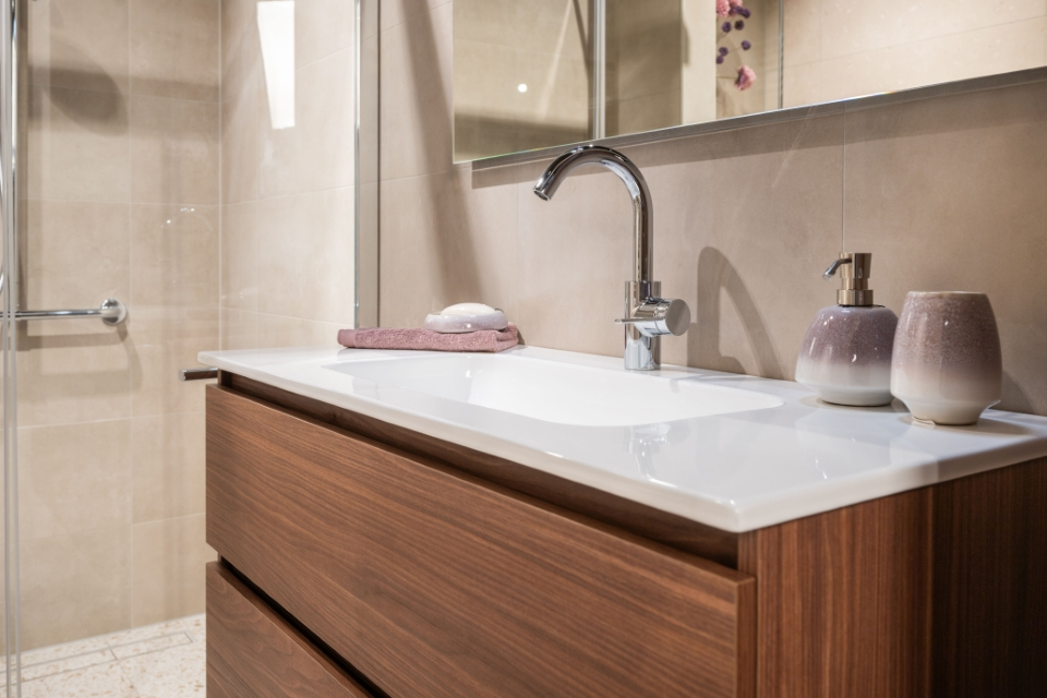 Badkamer Warm Terrazzo