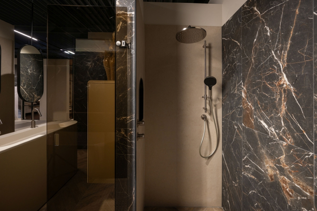 Badkamer Marble Eclipse