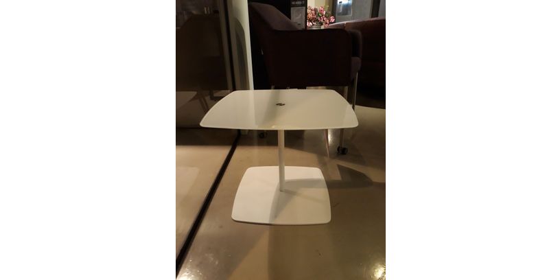 (Showroommodel) Tonelli Bijzettafel Anemone