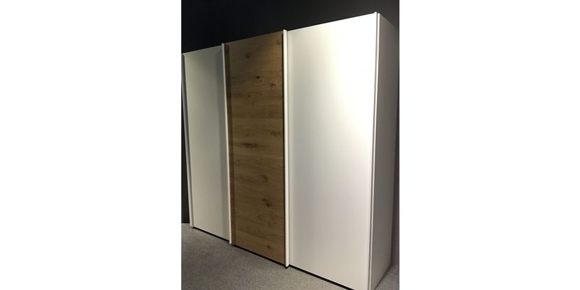 (Showroommodel) Loddenkemper Zweefdeurkast Max 300