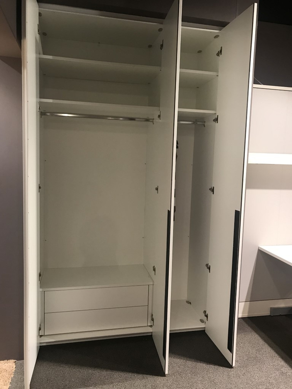 (Showroommodel) Hulsta Linnenkast Multi Forma Wit