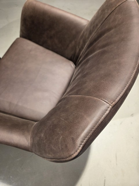 (Showroommodel) StudioMik Armstoelenset Otis S/4