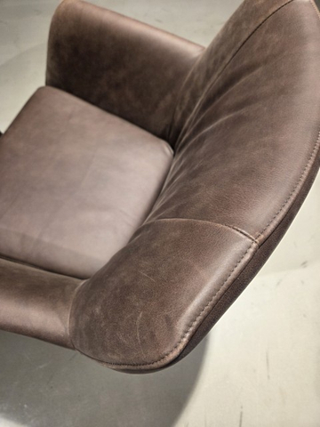 (Showroommodel) StudioMik Armstoelenset Otis S/4