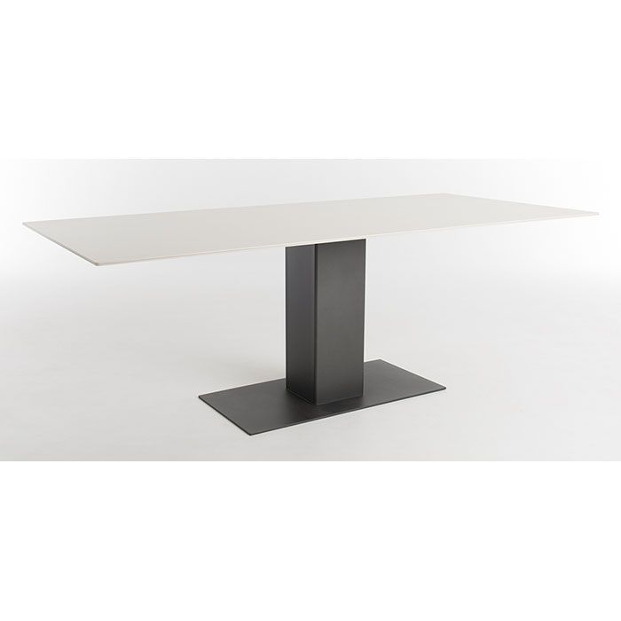 Bert Plantagie Eettafel Shelter 