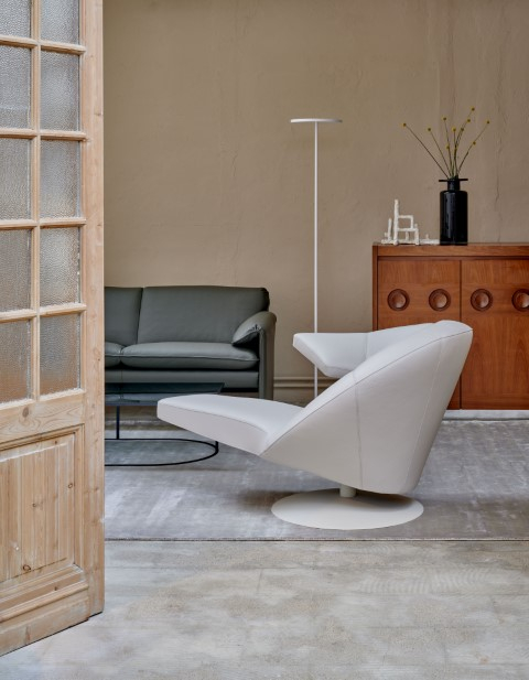 Leolux Fauteuil Parabolica