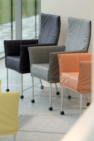 Montis Armstoel Chaplin