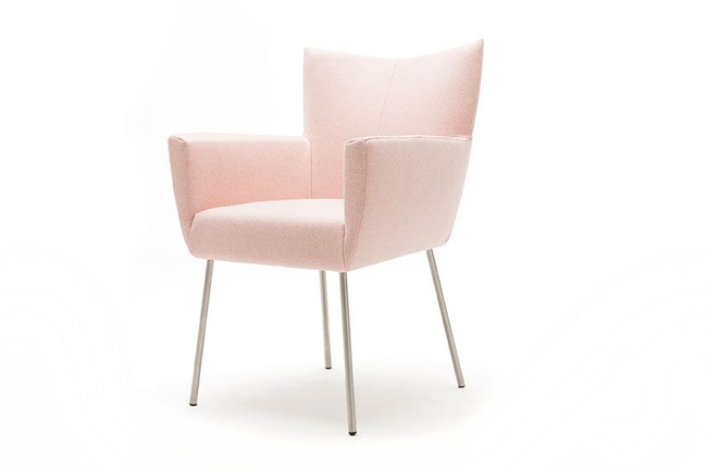 Design on Stock Armstoel Moka