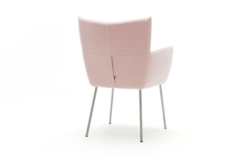 Design on Stock Armstoel Moka