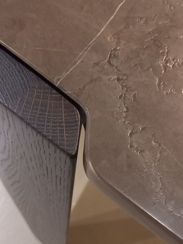 (Showroommodel) Eettafel 1450 Francis Bruin