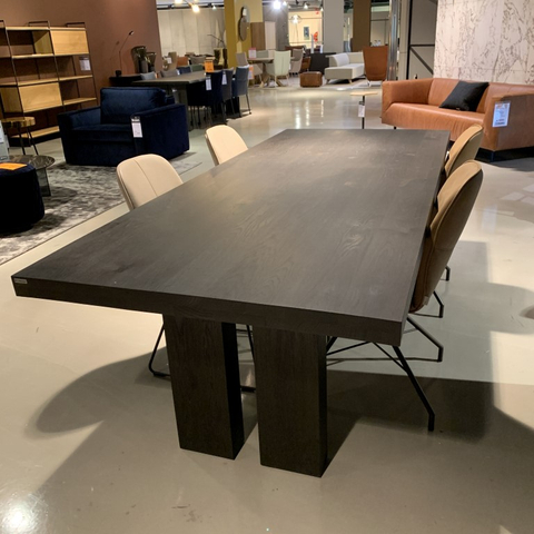 (Showroommodel) Brown Eettafel Fern