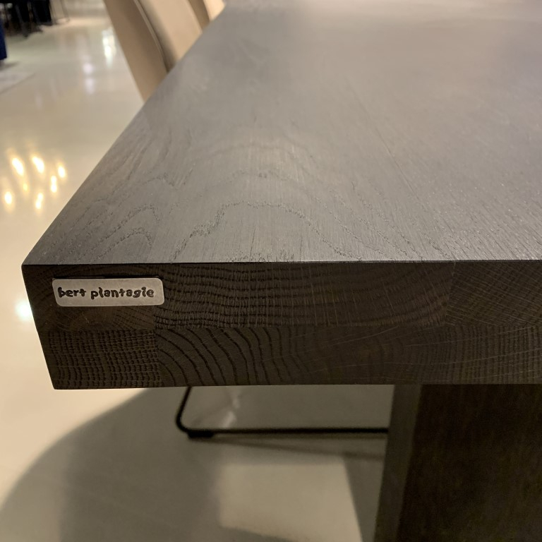 (Showroommodel) Brown Eettafel Fern