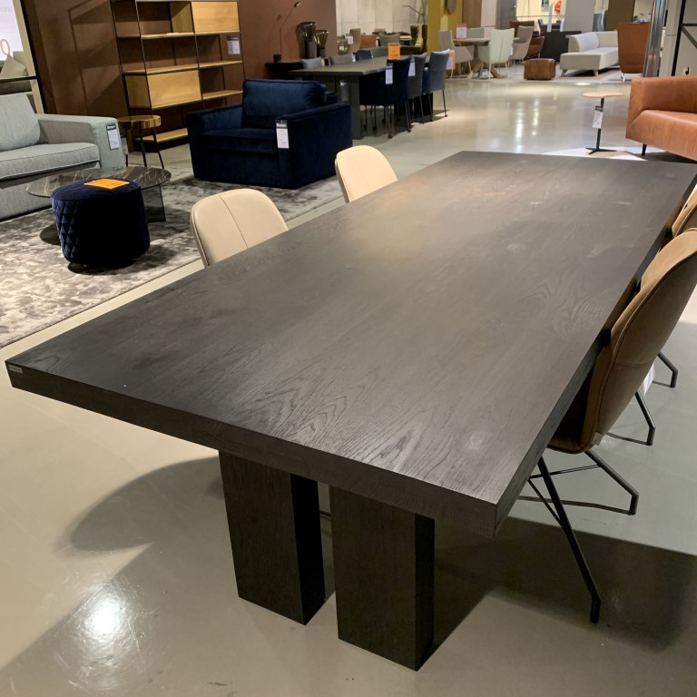 (Showroommodel) Brown Eettafel Fern