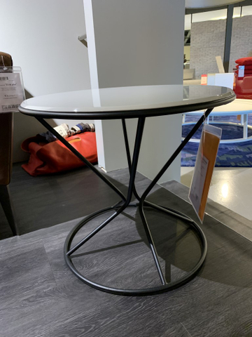 (Showroommodel) Natuzzi Bijzettafel Saturday