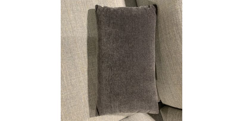 (Showroommodel) Montis Sierkussen Axel XL 60x35cm