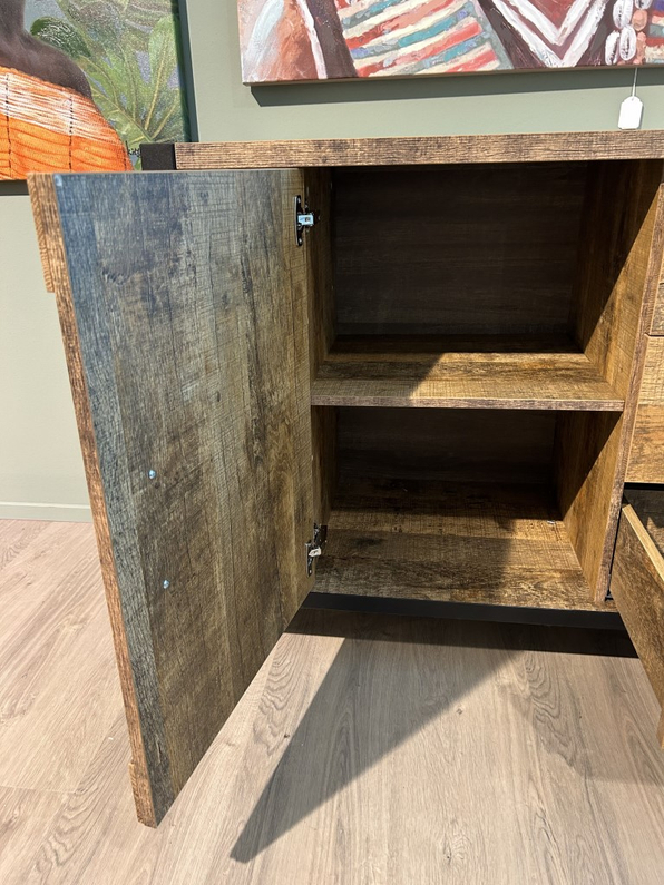 (Showroommodel)Feelings Dressoir Sheffield