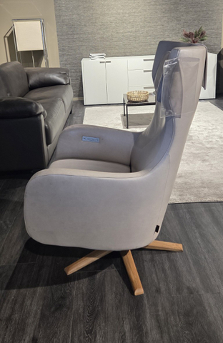 (Showroommodel) Fauteuil Trones Six