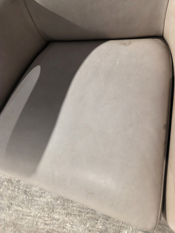 (Showroommodel) Fauteuil Trones Six