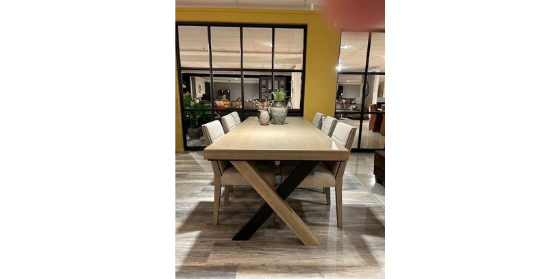 (Showroommodel) Eettafel Stavelot 
