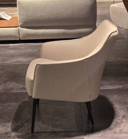 (Showroommodel)Jori Fauteuil Fuga Ovo