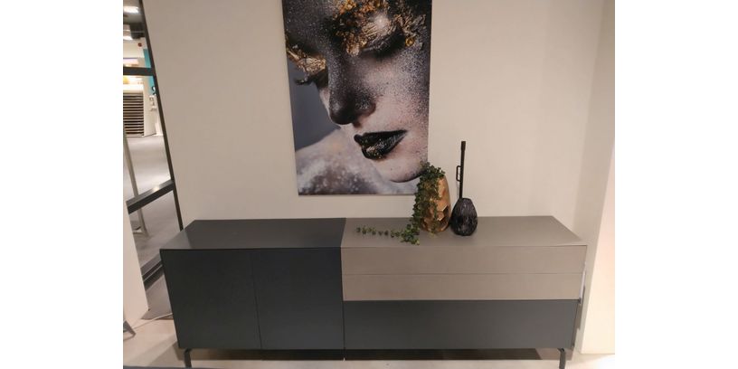 (Showroommodel)Dressoir Tori Staand