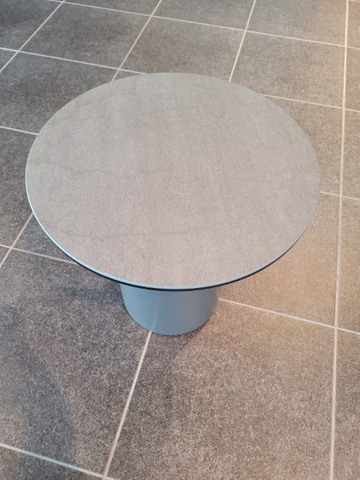 (Showroommodel)Rolf Benz Outdoor Bijzettafel Yoko 