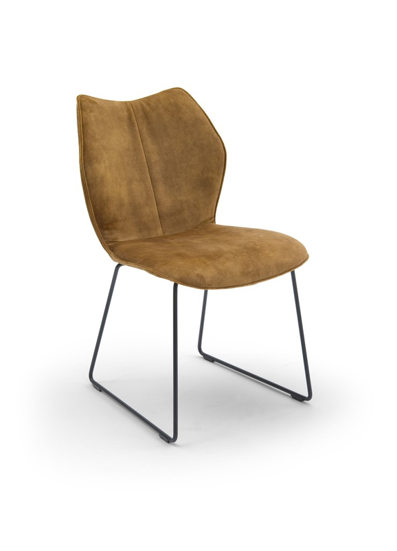 Bree's New World Stoel Kiq 