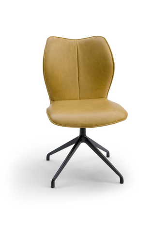 Bree's New World Stoel Kiq 