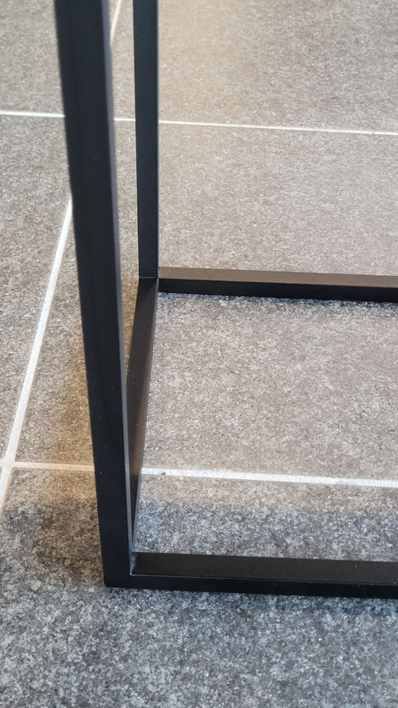 (Showroommodel) Leolux Bijzettafel Prismo Basalt
