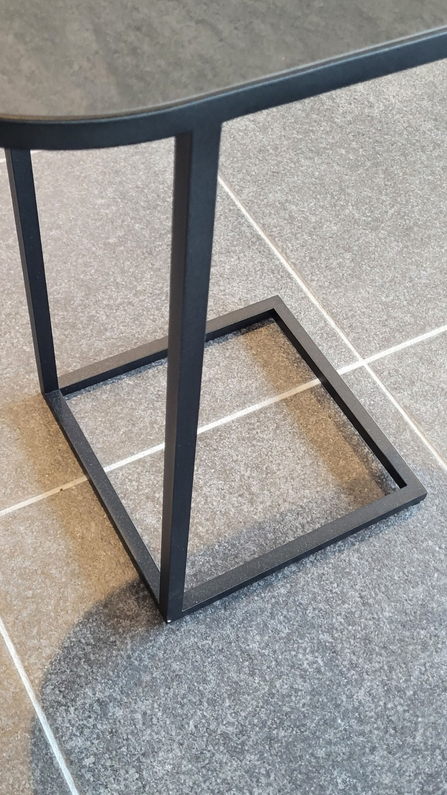 (Showroommodel) Leolux Bijzettafel Prismo Basalt