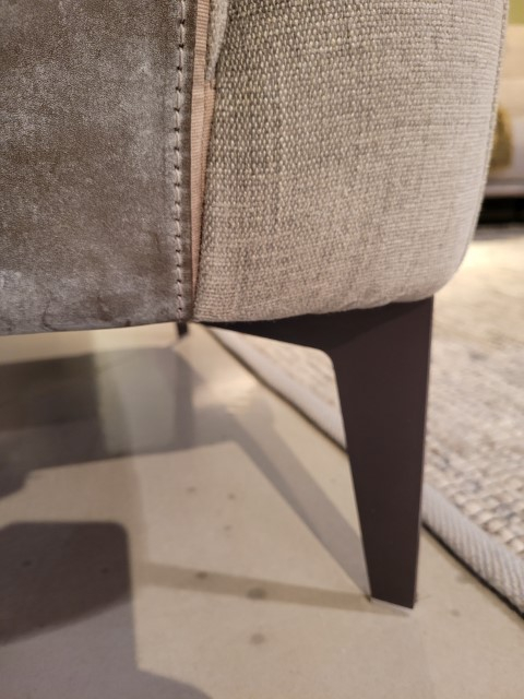 (Showroommodel) Fauteuil en hoofdsteun Mia