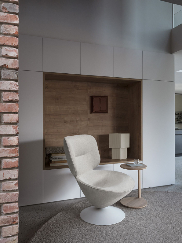 Artifort Draaifauteuil Moon