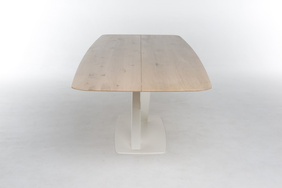 Bert Plantagie Eettafel Oxxi Bootsvorm