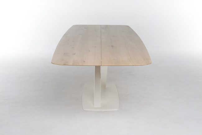 Bert Plantagie Eettafel Oxxi Bootsvorm