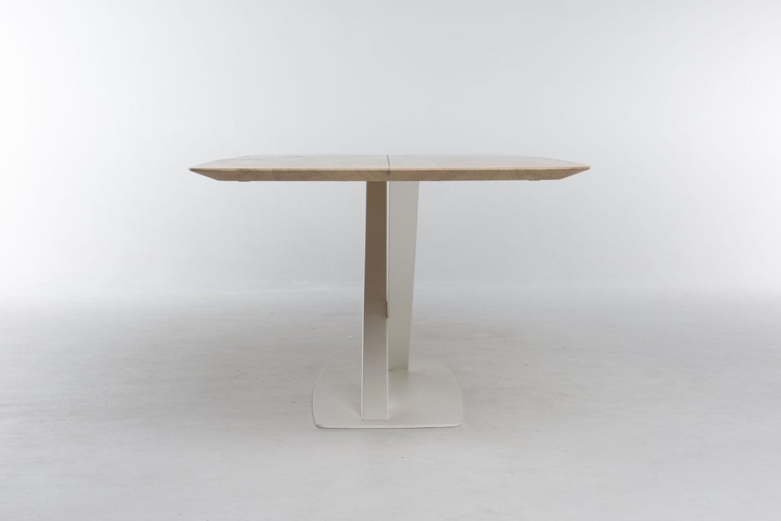 Bert Plantagie Eettafel Oxxi Bootsvorm