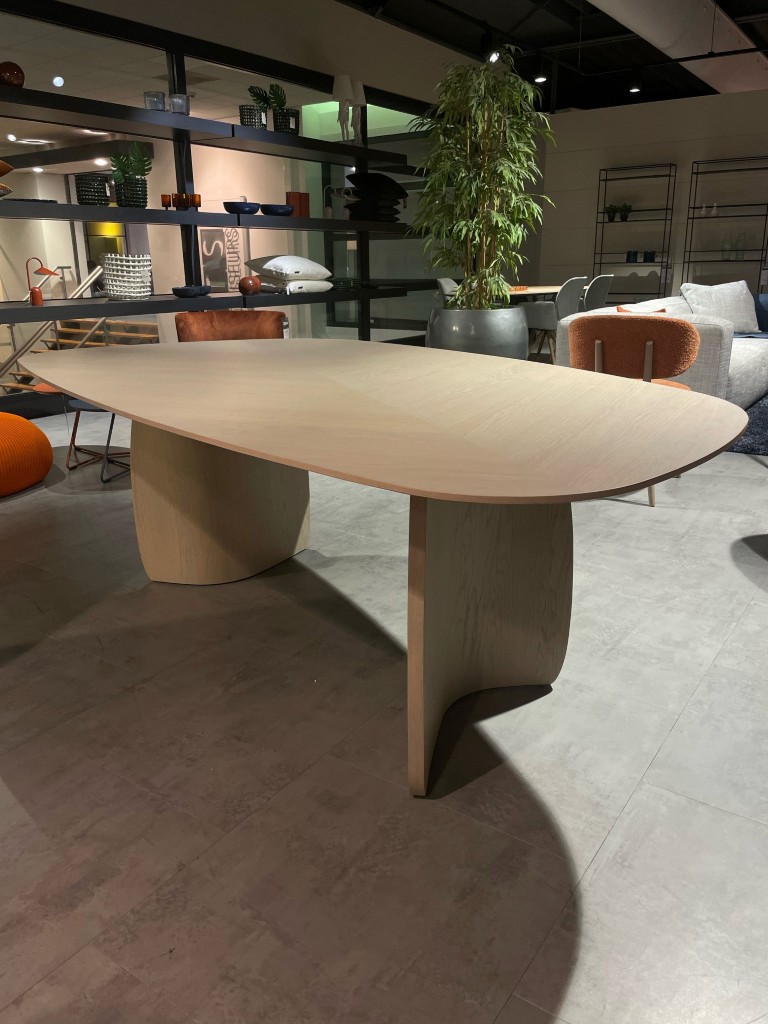 (Showroommodel) Mobitec Eettafel Dolmen Organic