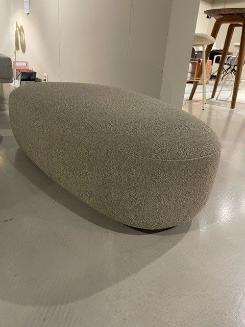 (Showroommodel) Eyye Poef Kivi Rock Stone