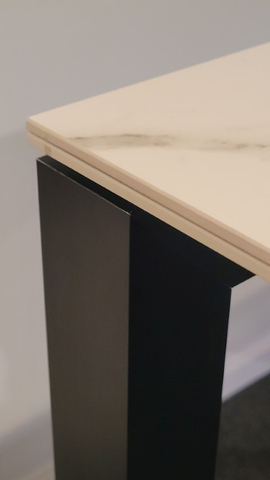 (Showroommodel) Willisau Eettafel Prato