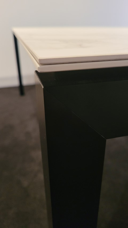 (Showroommodel) Willisau Eettafel Prato