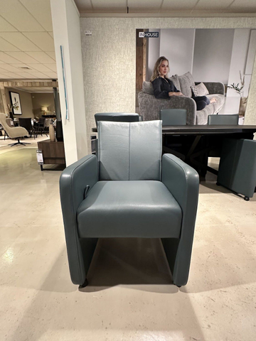 (Showroommodel) INHOUSE Eetset Carol Whale S/6