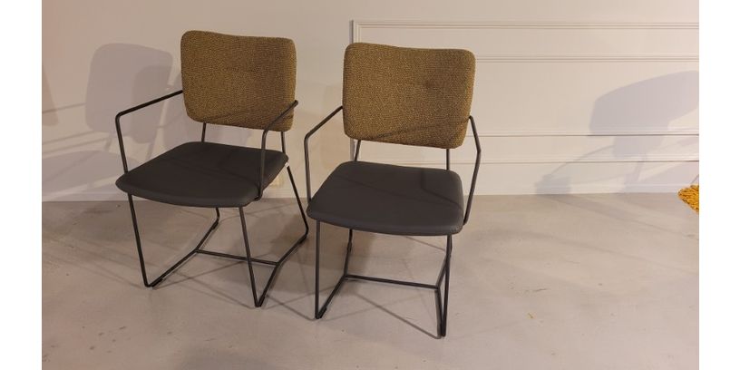 (Showroommodel)Bert Plantagie Armstoel Kiko S/2