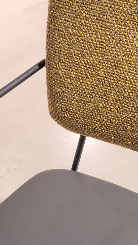 (Showroommodel)Bert Plantagie Armstoel Kiko S/2