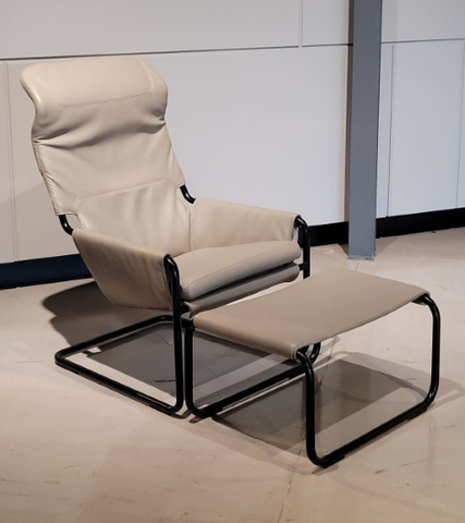 (Showroommodel) Durlet Fauteuil&Hocker Copacabana 