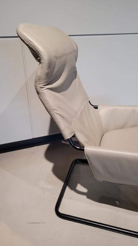 (Showroommodel) Durlet Fauteuil&Hocker Copacabana 