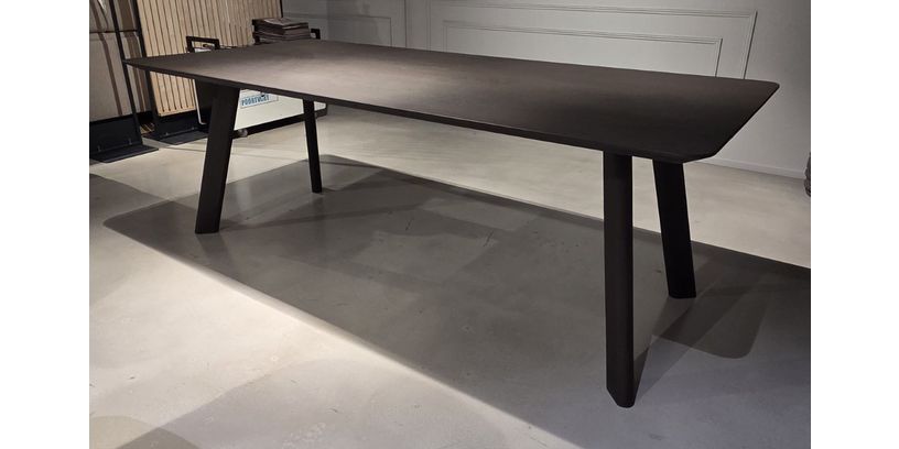 (Showroommodel) Topfrom Eettafel Arezzo Espresso