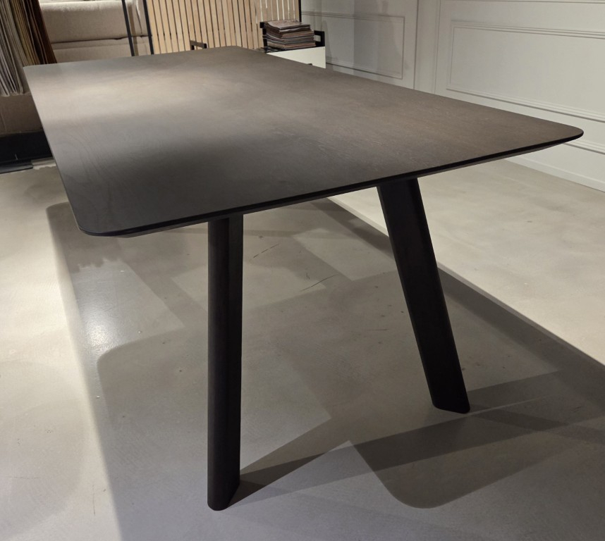 (Showroommodel) Topfrom Eettafel Arezzo Espresso