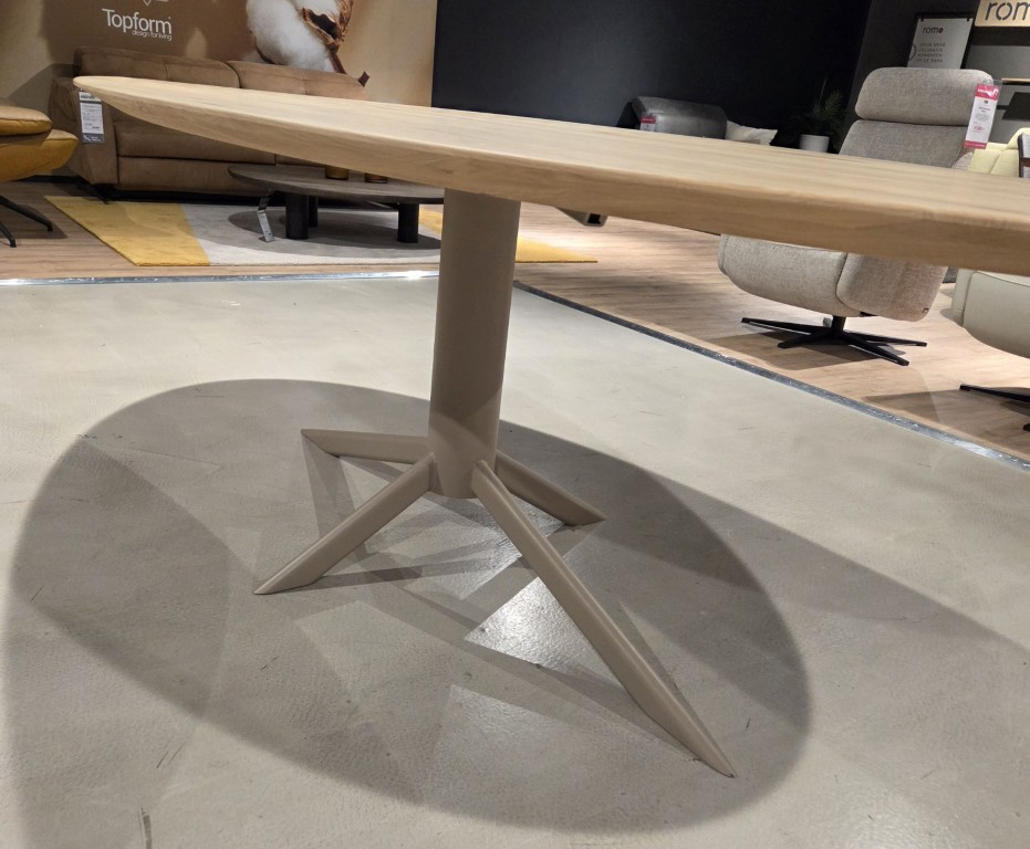(Showroommodel) Topform Eettafel Cavoli Ovaal