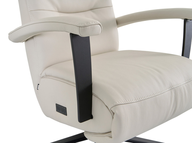 Montèl Relaxfauteuil Chic M Beige